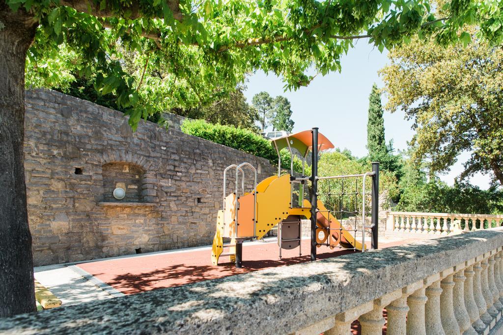Logis Hotel Restaurant La Porte Des Cevennes Anduze Buitenkant foto